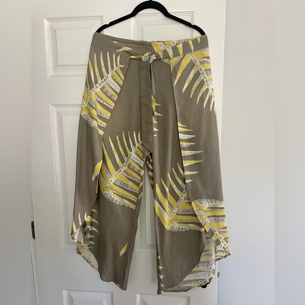 NWOT Patagonia Tropical Print Wide-Leg Pants